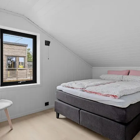 4 Bedroom Stunning In *