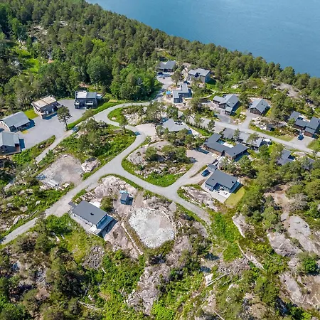 4 Bedroom Stunning In Holiday home *