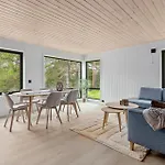 4 Bedroom Stunning In * Risør